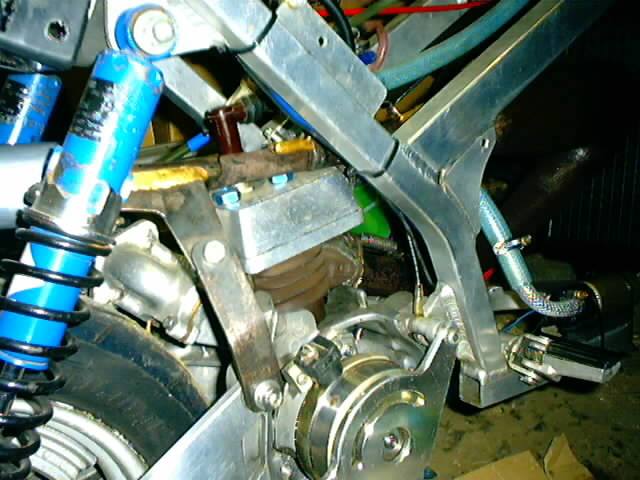 ����w�b�h